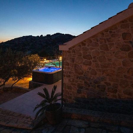 Holiday Home Svemir Drage Luaran gambar