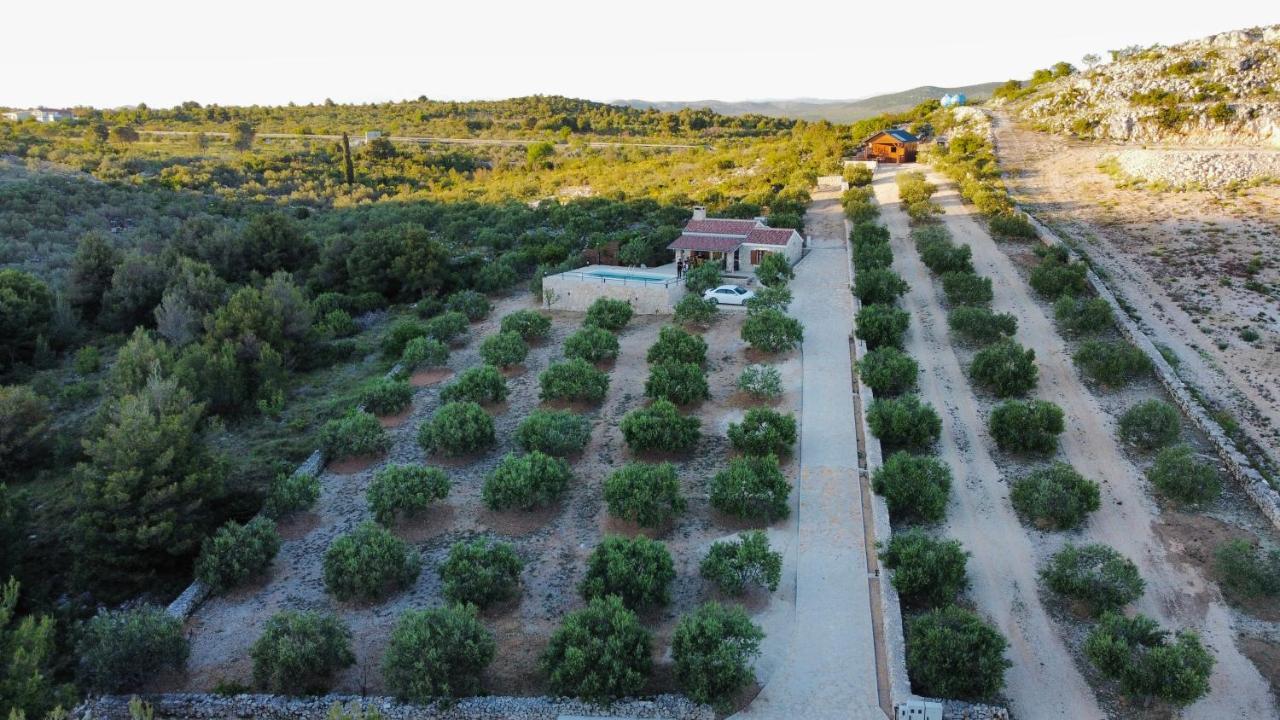 Holiday Home Svemir Drage Luaran gambar