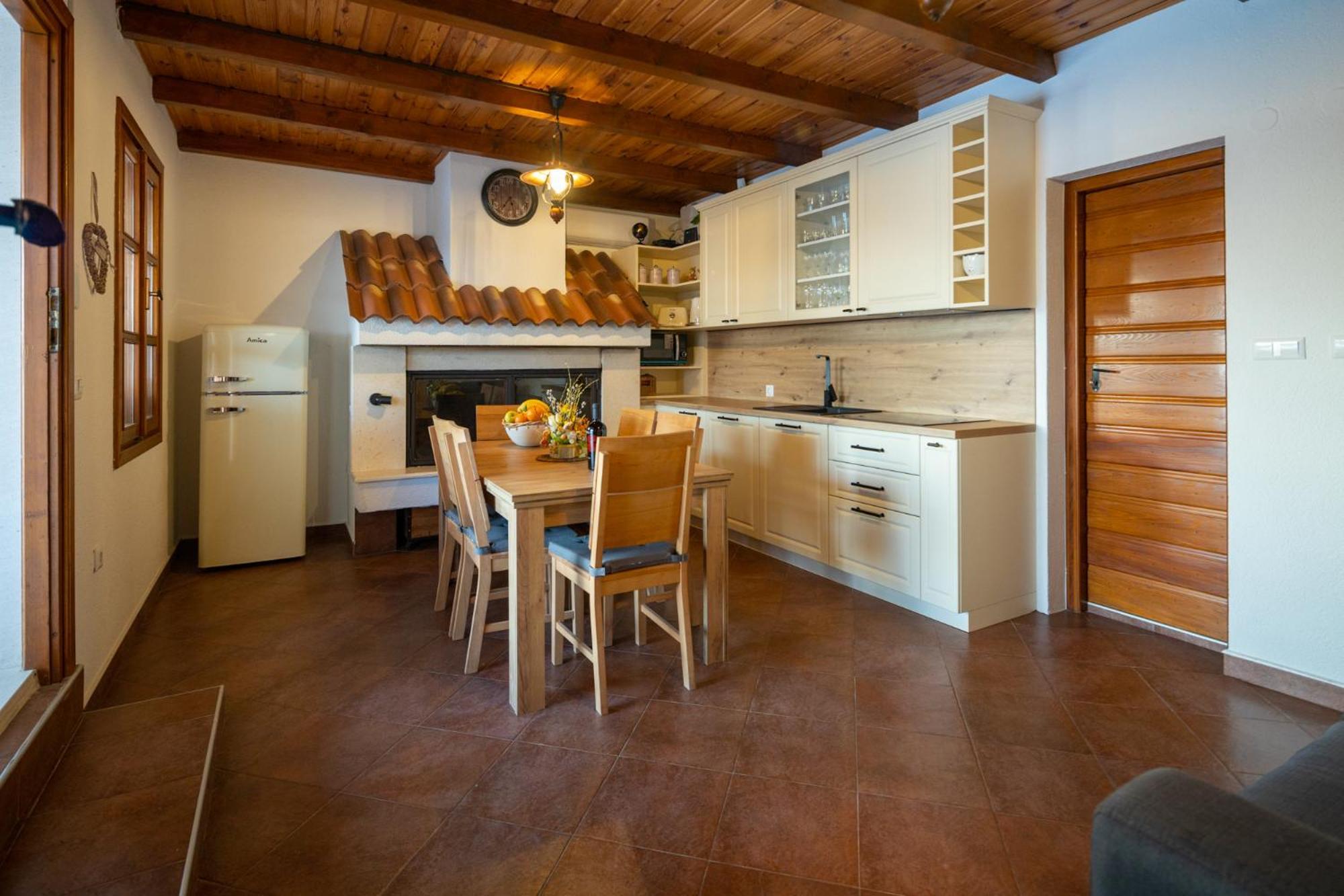 Holiday Home Svemir Drage Luaran gambar