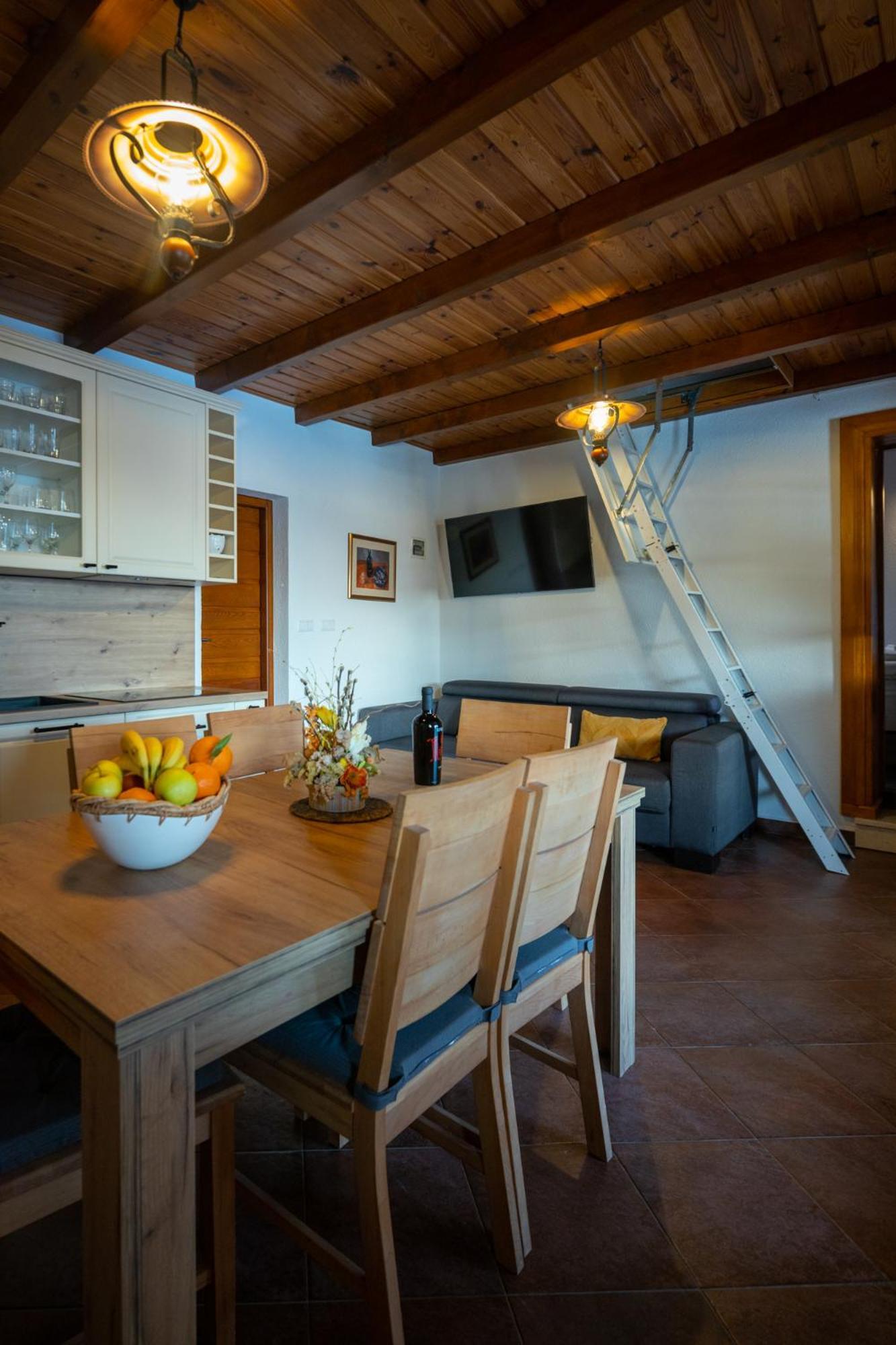 Holiday Home Svemir Drage Luaran gambar