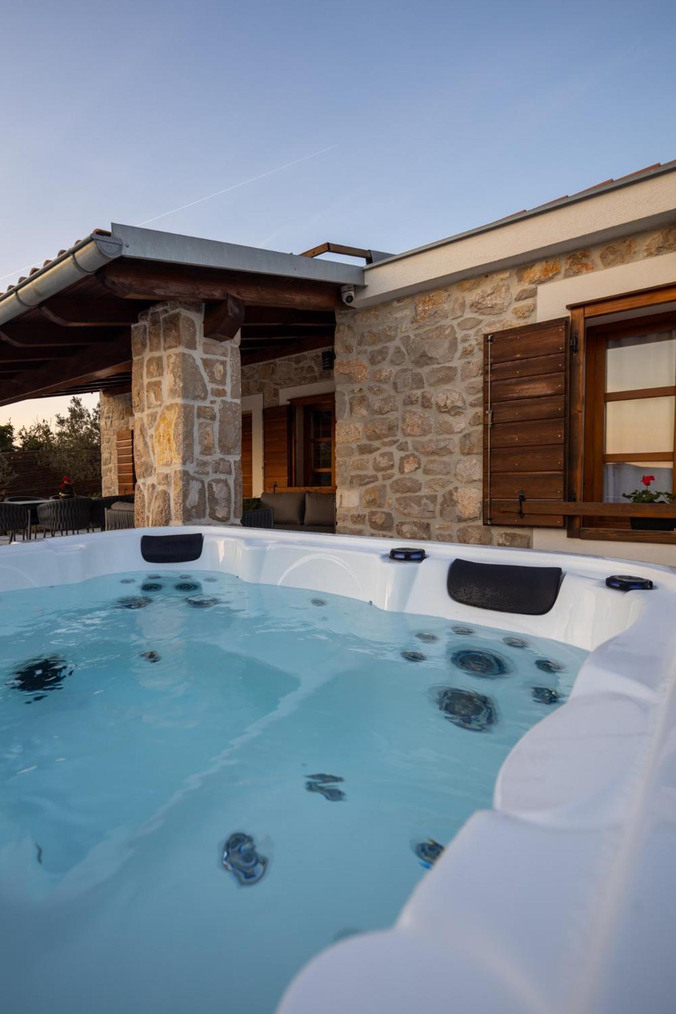 Holiday Home Svemir Drage Luaran gambar